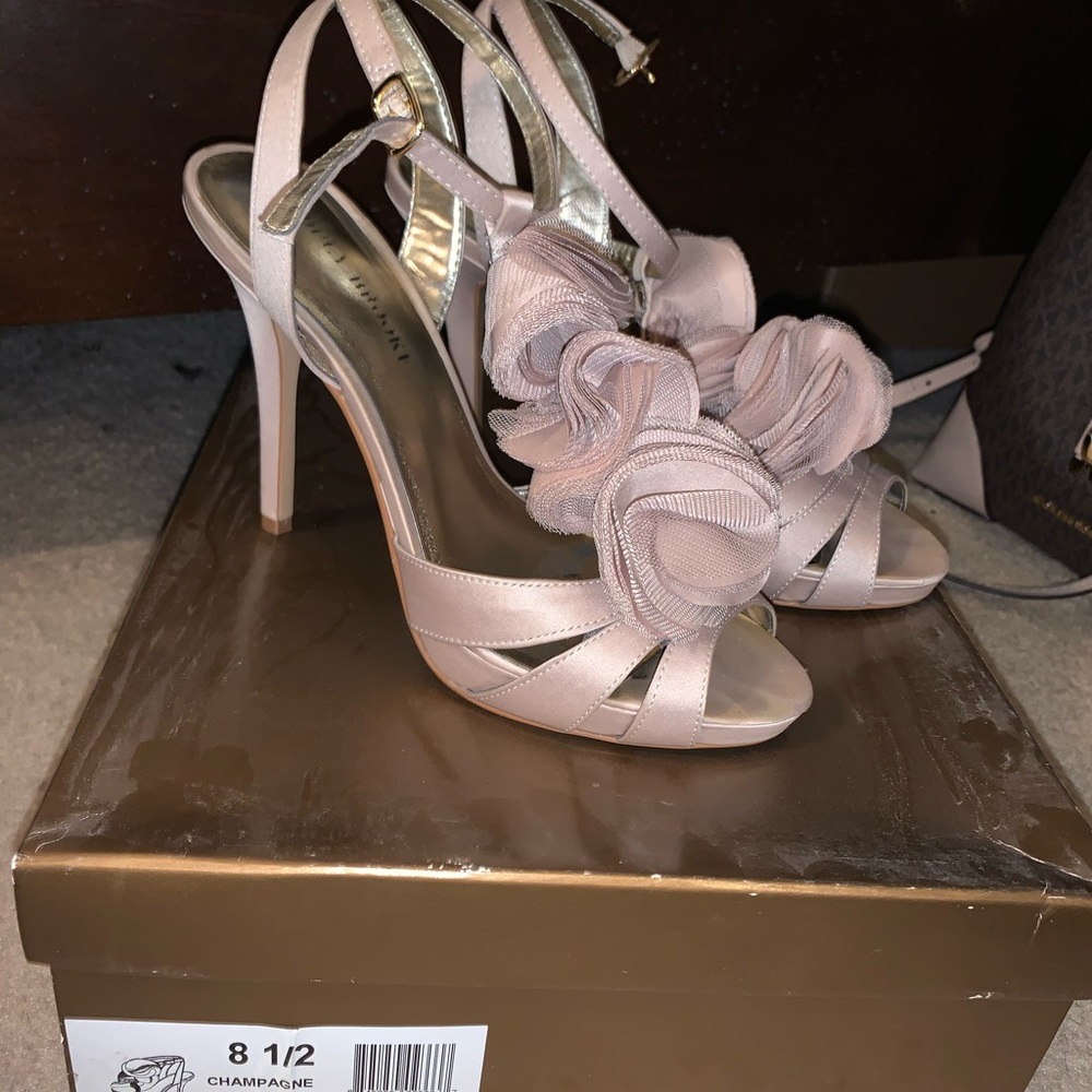 Formal sandals